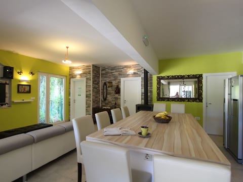 Komfortables Haus in Selca mit privatem Parkplatz