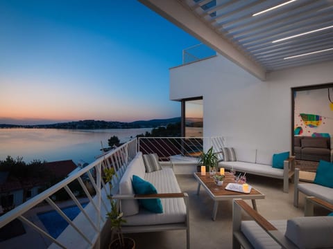 Villa mit Hydromassage und beheiztem Pool