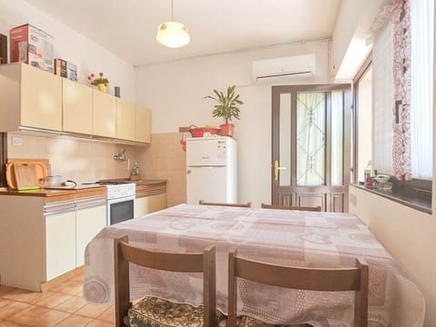 Schöne Ferienwohnung Runko