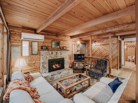 County Cabin mit Klimaanlage, Haustiere OK