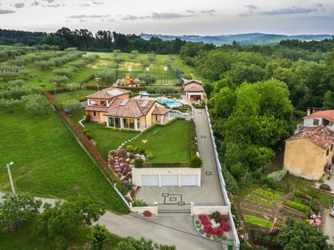 GioEin privater Bereich für 16 Personen, Pool und Sport