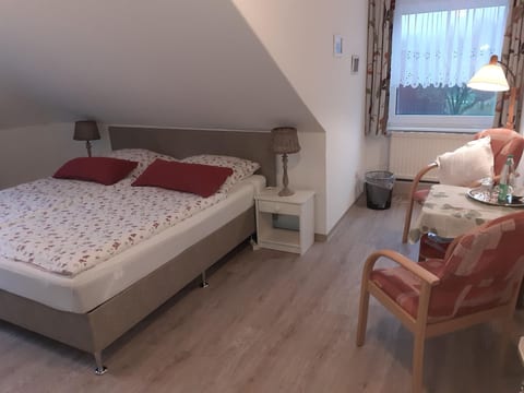 Doppelzimmer mit Frühstück