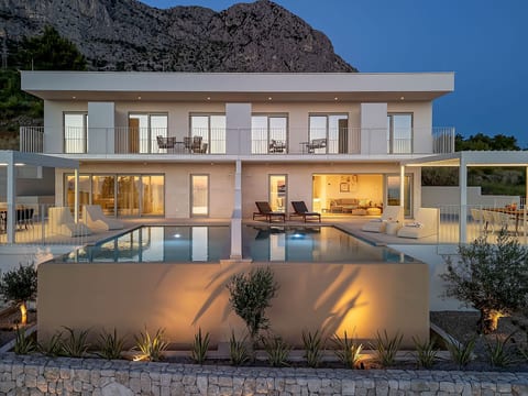 Villa Ester - Stunning View