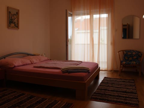Wohnung in Dramalj mit Terrasse