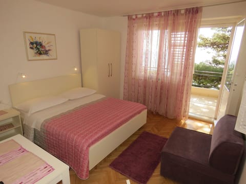 Ferien-Zimmer mit Terrasse