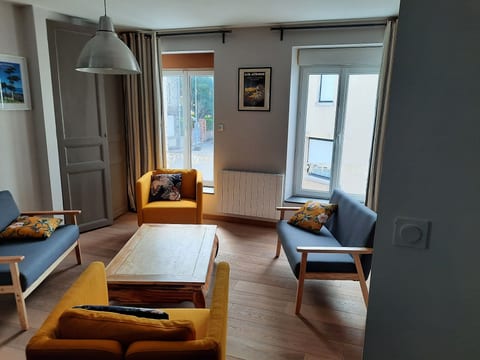 Wohnung mit Privatparkplatz