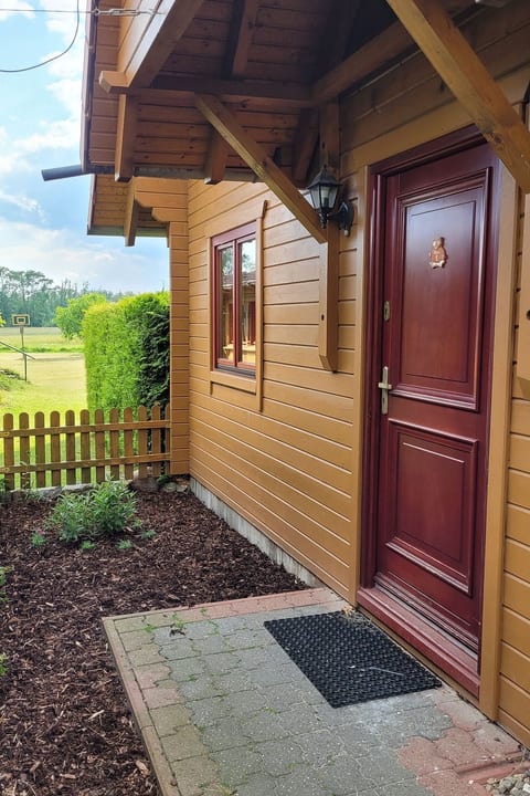 mit Terrasse