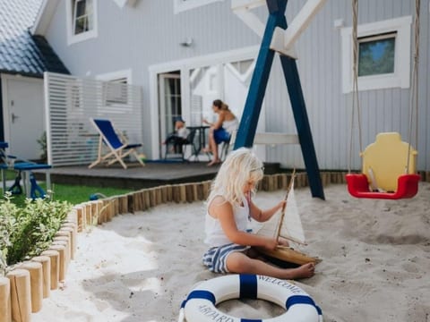 Naval House am Spielplatz 2