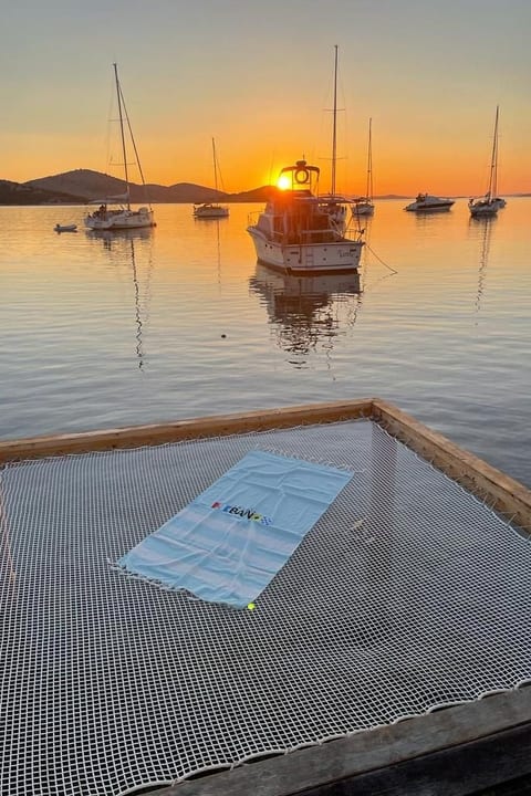 Strandhaus Sofia - Ferienanlage Bain, Žut - Kornati