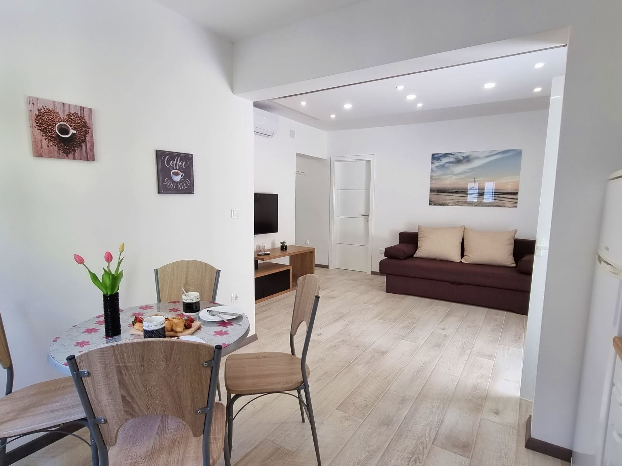 Superior Ein-Schlafzimmer-Wohnung DaMa Bakota