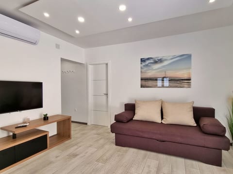Superior Ein-Schlafzimmer-Wohnung DaMa Bakota