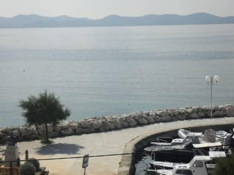Große Ferienwohnung in Zadar mit Privatem Balkon