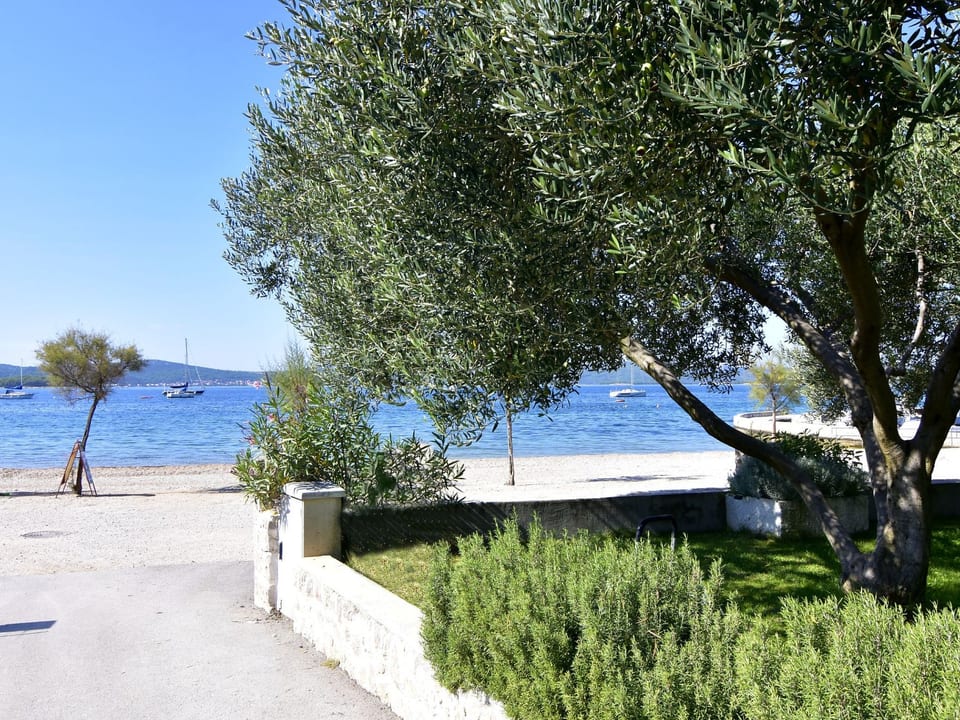 Mladen - Biograd na Moru