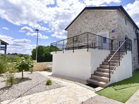 Komfortable Wohnung mit Pool in der Nähe von Umag