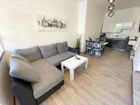in Jadranovo mit Schönem Balkon