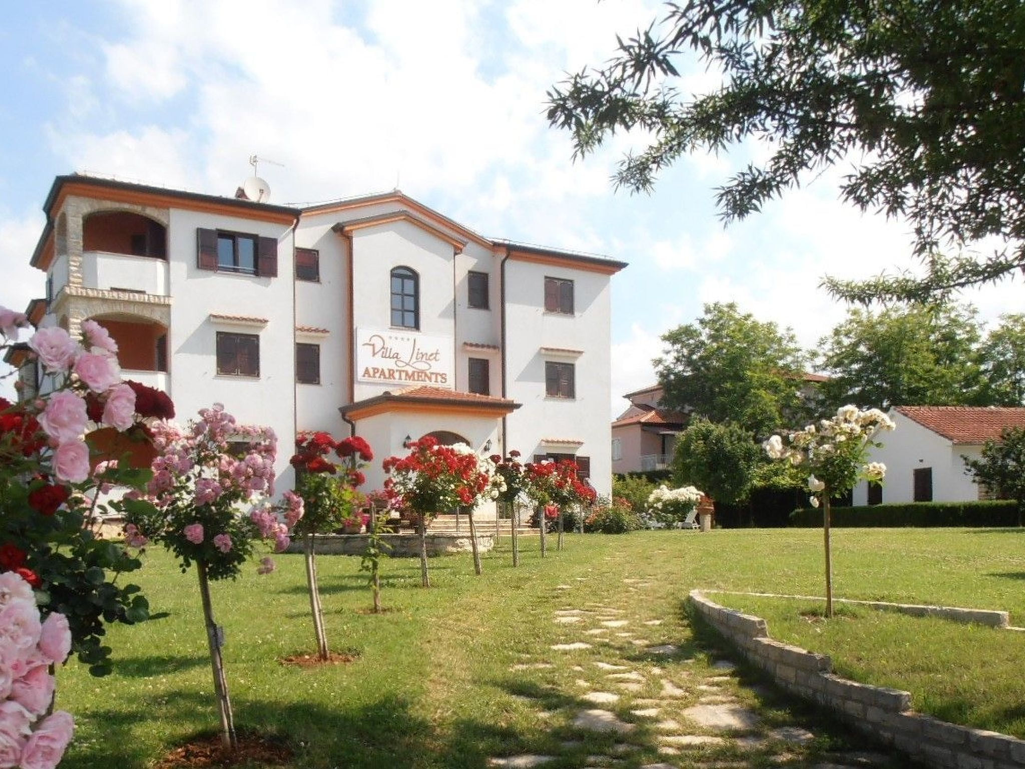 Villa Linet 3