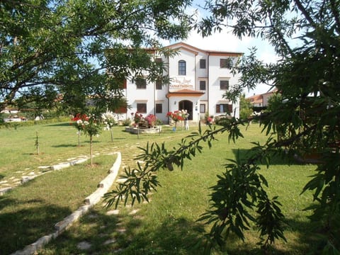 Villa Linet 6.