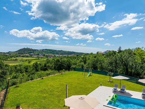 Luxuriöse Ferienvilla mit atemberaubender Aussicht