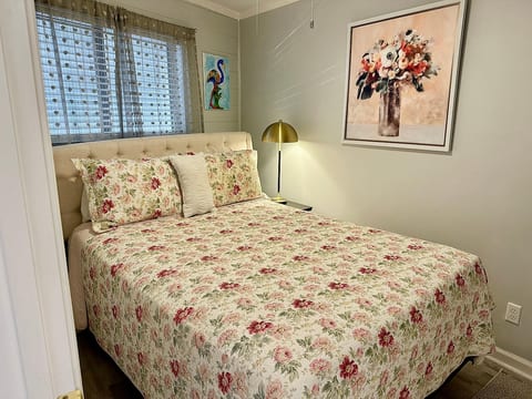 Queen bed