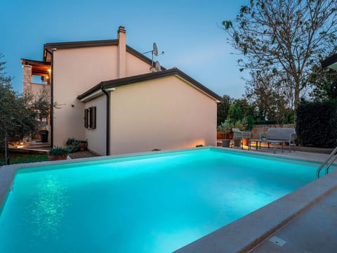 Villa Crystal