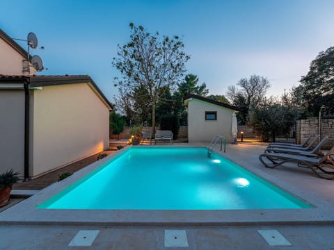 Villa Crystal