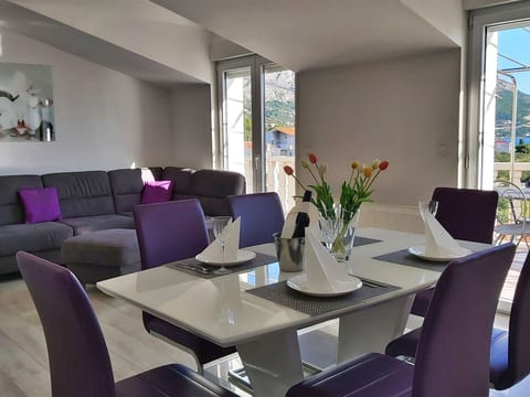 Superior-Apartment mit zwei Schlafzimmern DaMa