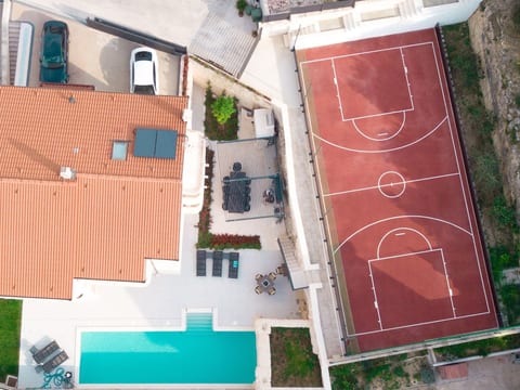 Luxuriöse Villa Elais für 10 Personen