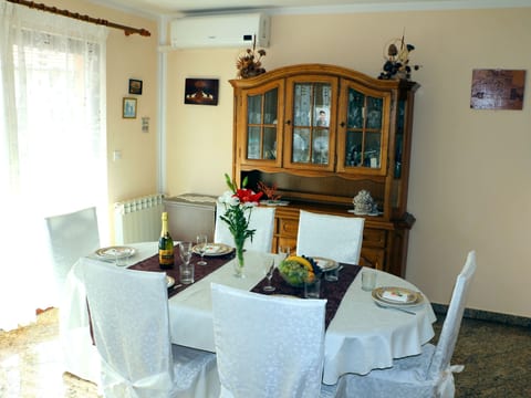 Wohnung in Fažana mit Grill, Garten und Terrasse