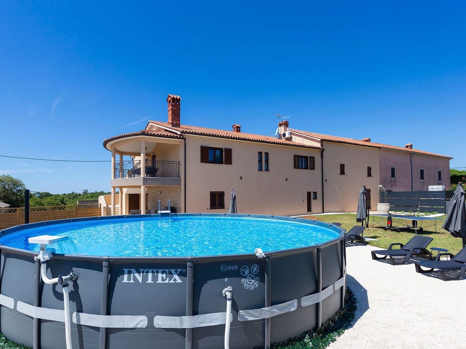 Luxuriöse App. mit Pool - Barban