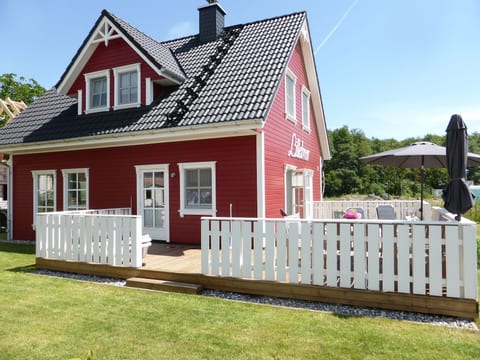 Komfortables Ferienhaus in Breege mit Sauna