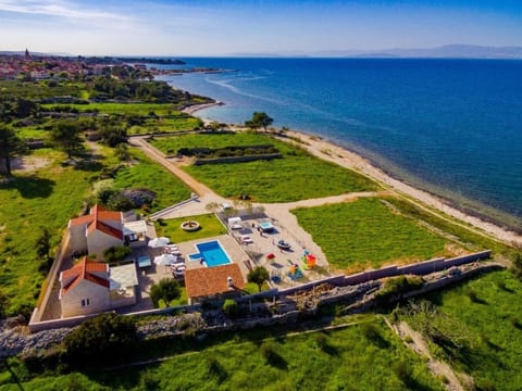 Villa Mis, Haus in Supetar mit privatem Pool