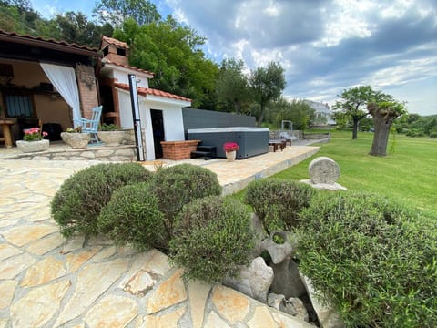 Tolles Ferienhaus in Supetarska Draga mit Garten