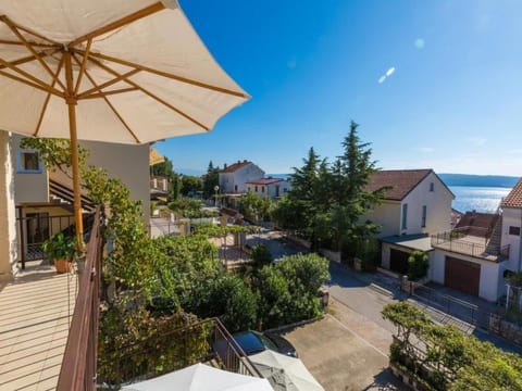 Nette Wohnung in Dramalj mit Privater Terrasse