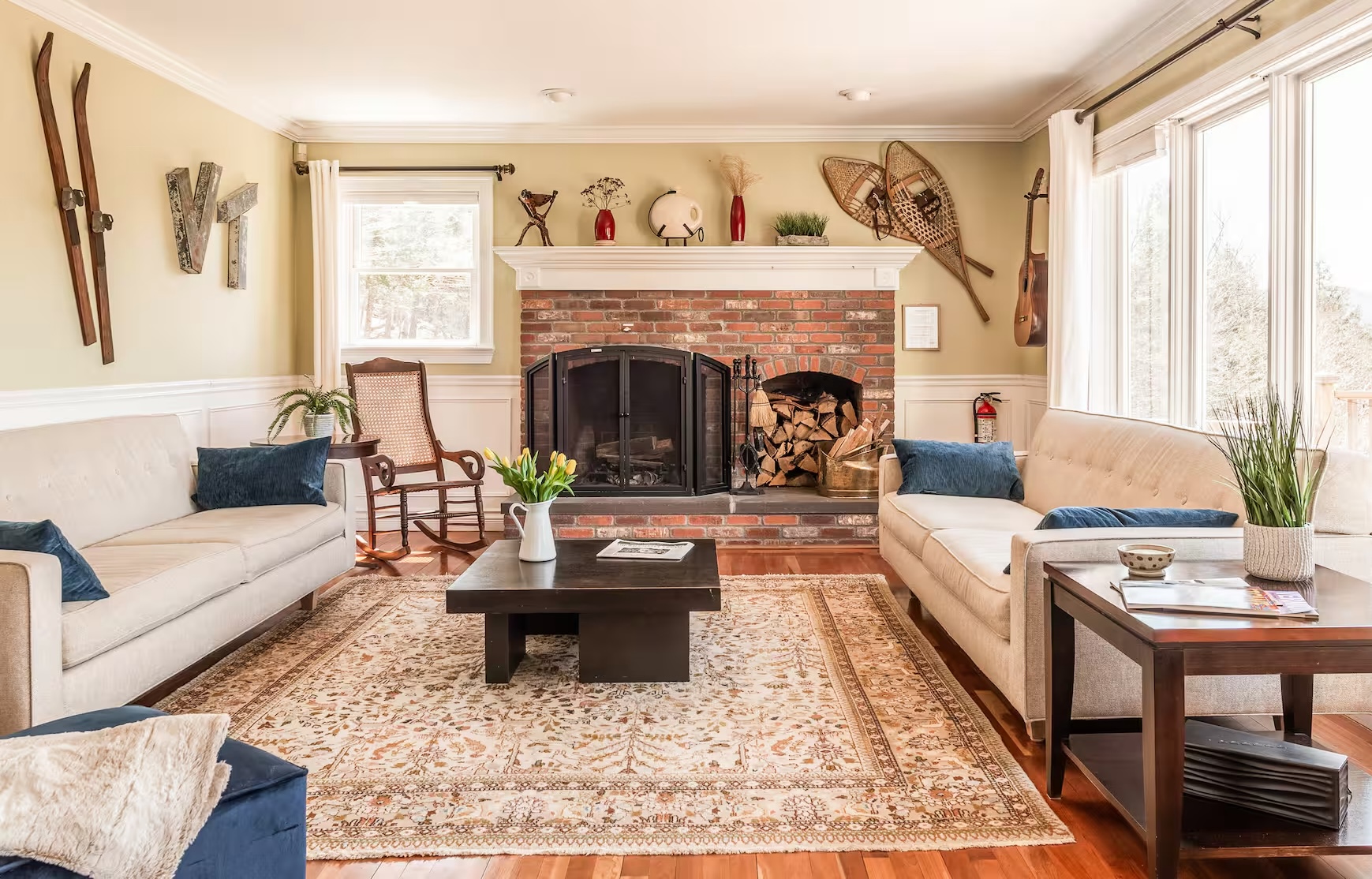 "The house was well appointed with comfortable and stylish furniture."