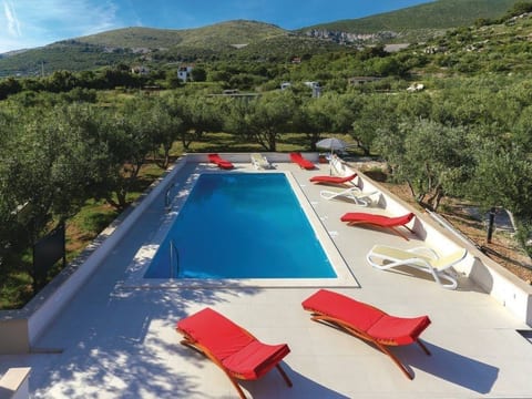 Villa Rimac in Kastel Stafilic mit Garten, Grill