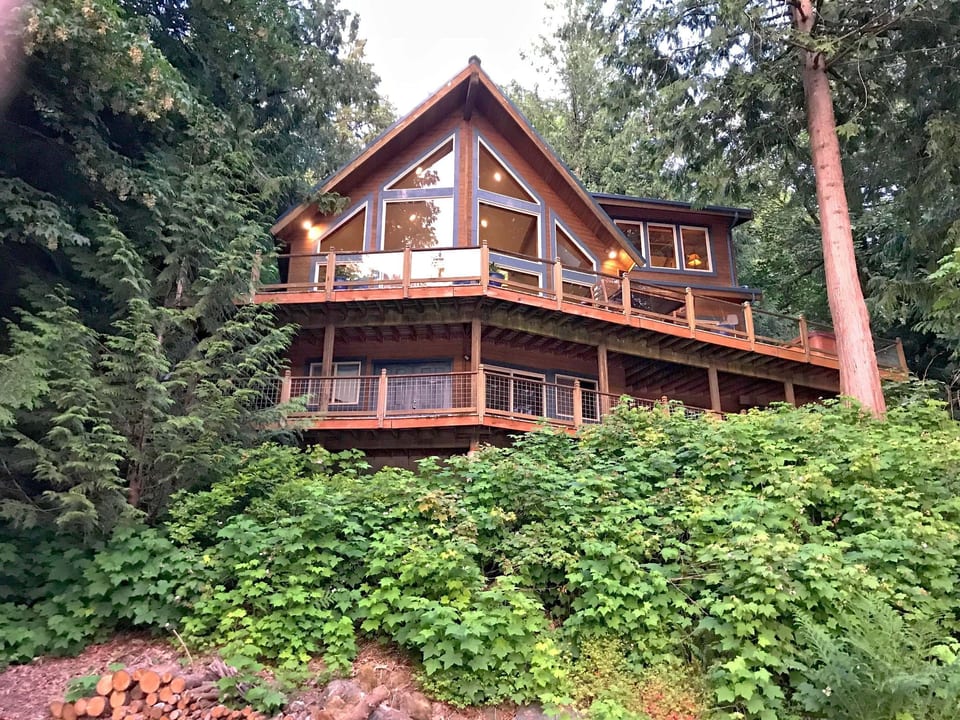 Belle cabane au bord du lac - Deming