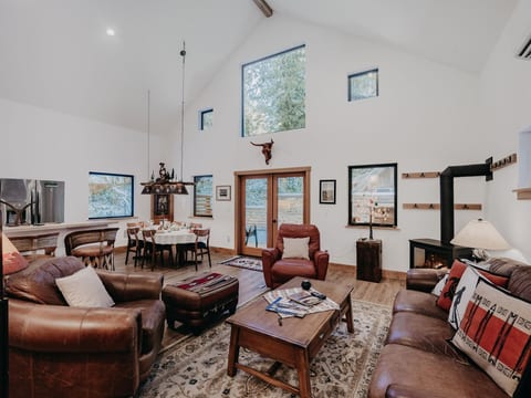 Hütte 50 hat einen Whirlpool, Wi-Fi und ist haus