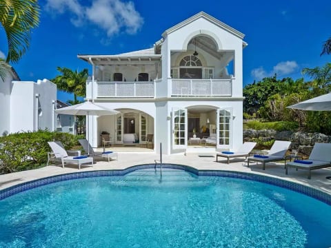 Royal Villa #1 Swansway