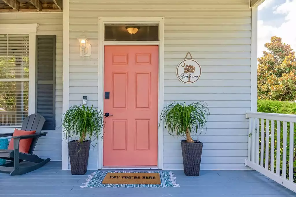 Yay, you're here! Welcome to The Coral Door!