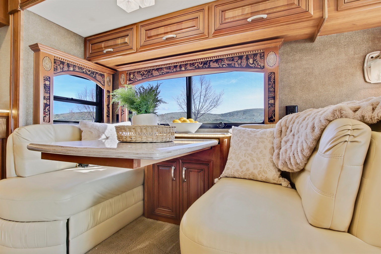 entegra-anthem-luxury-diesel-powered-motorhome/