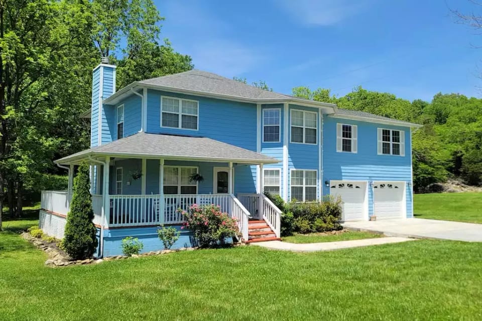 ¡Apartamento de lujo en el corazón de las Montañas Humeantes! - Pigeon Forge