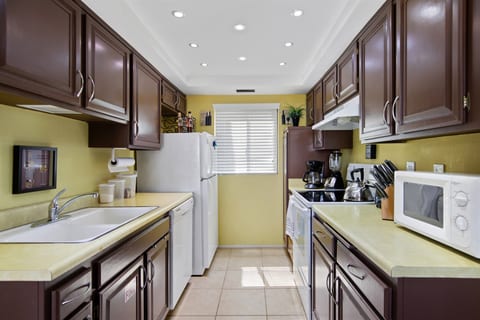 Sunrise Condo