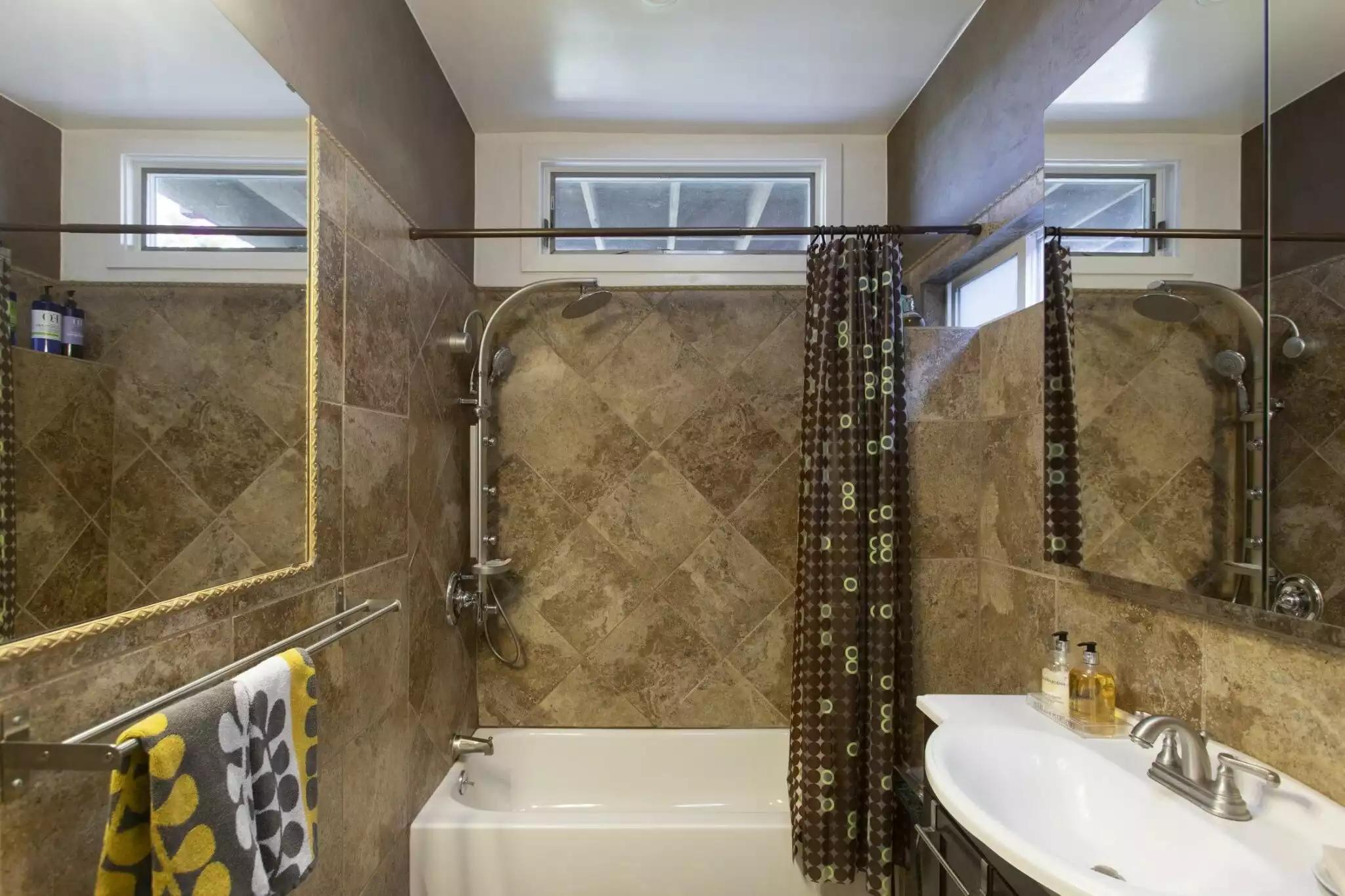 California Craftsman — Urban Oasis - Emeryville California Craftsman — Urban Oasis - Emeryville