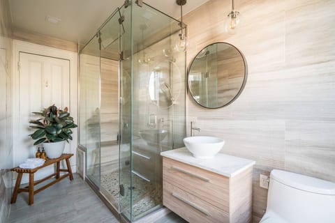 Spa bathroom with separate steam and shower