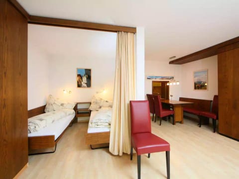 Ringstrasse Apt 213