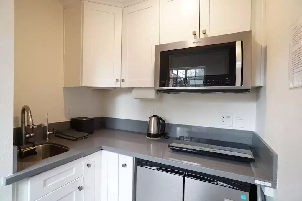 Full Wet Bar with microwave oven, induction cooktop, water heater, refrigerator with freezer. Everything you need for a light meal is provided. - Private Entrance & Bath. Parking Space. Bus lines - Pasadena