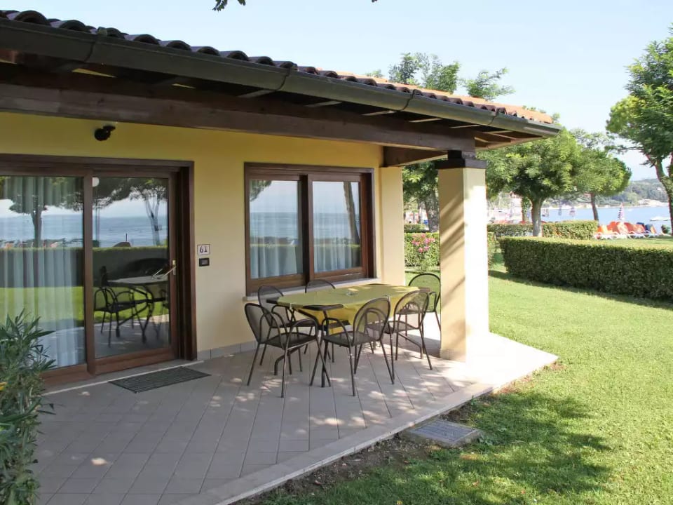 Front Lake Resort Le Corti del Lago - Desenzano del Garda