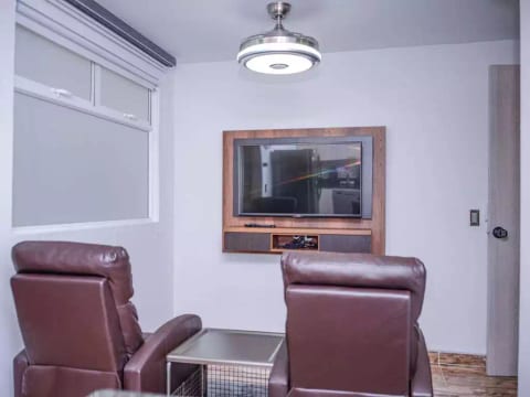 One Bedroom Balcony AC Hot tub Security Foam Bed