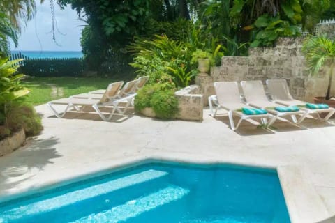 Waverly House  - Gibbs Beach