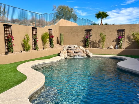 Luxury Indoor / Outdoor Living in North Scottsdale
